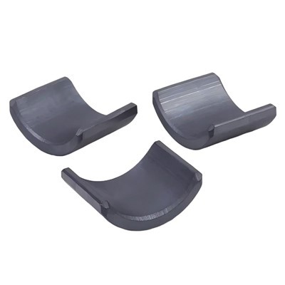 Segmentové feritové magnety